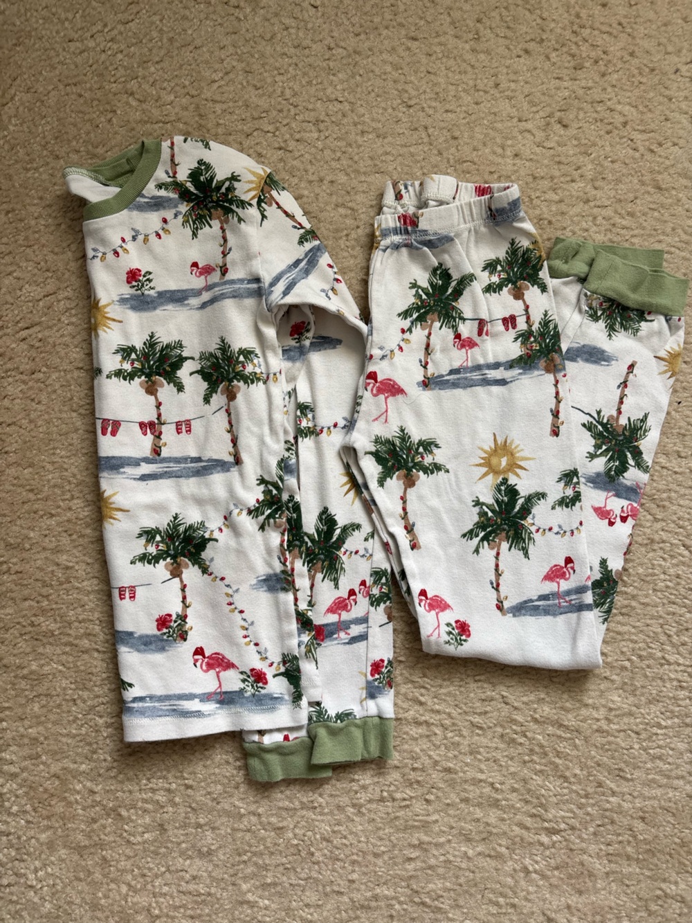 Size 8 Burts Bees Beach Christmas Flamingo Pajama Set